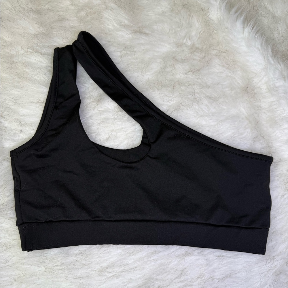 Black One-Shoulder Sports Bra